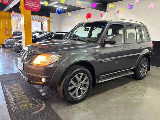 MITSUBISHI PAJERO TR4 2.0 4X2 16V 140CV FLEX 4P AUTOMÁTICO MITSUBISHI PAJERO TR4 2.0 4X2 16V 140CV FLEX 4P AUTOMÁTICO